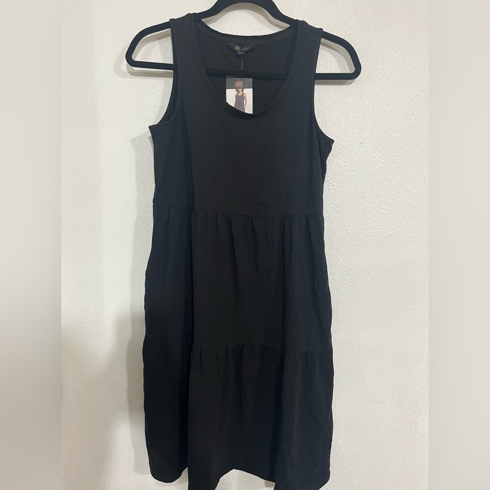 Frye teared knit  dress with pockets, soft cotton jersey. XS NWT black